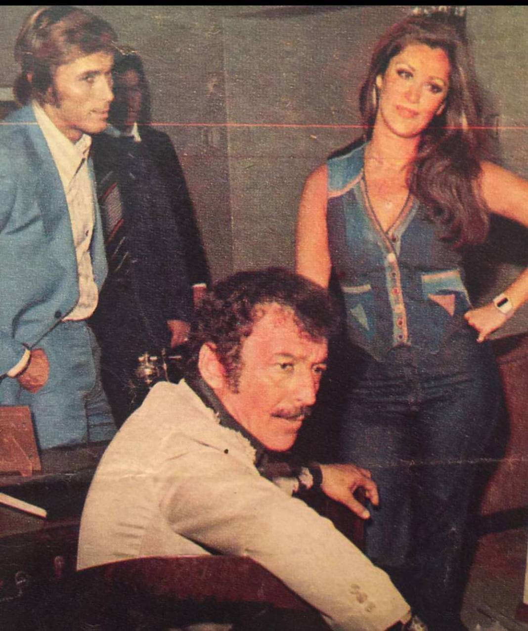 69 yaşındaki Gülşen Bubikoğlu'nun pozları hayran bıraktı! Yıllar geçse de ışıltısını kaybetmiyor... 15